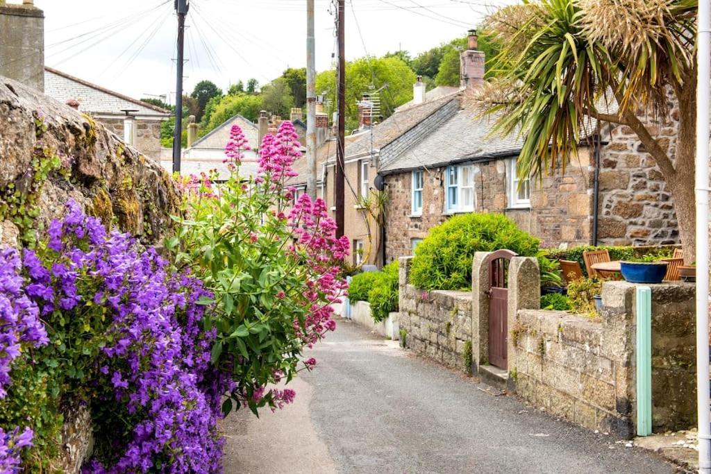 Holiday home Abbey Cottage, Close To Harbour