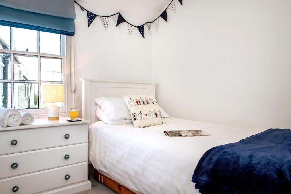 Holiday home Abbey Cottage, Close To Harbour *