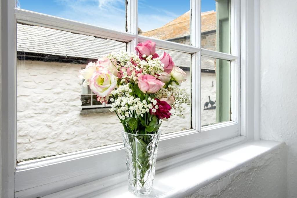 Abbey Cottage, Close To Harbour * Mousehole
